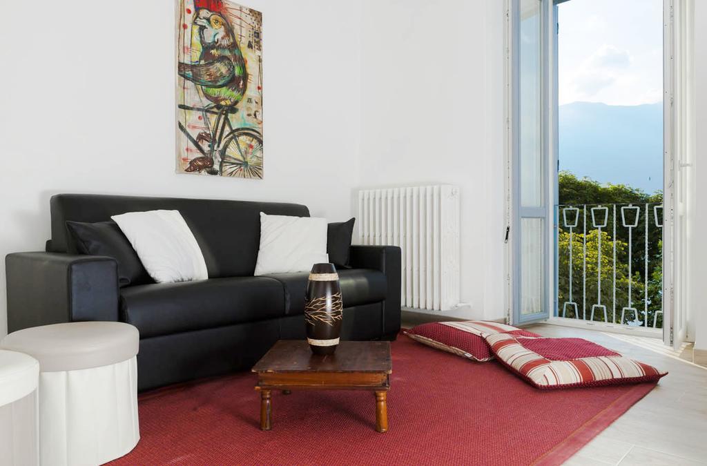 Apartment Laghee Bellano Rom bilde
